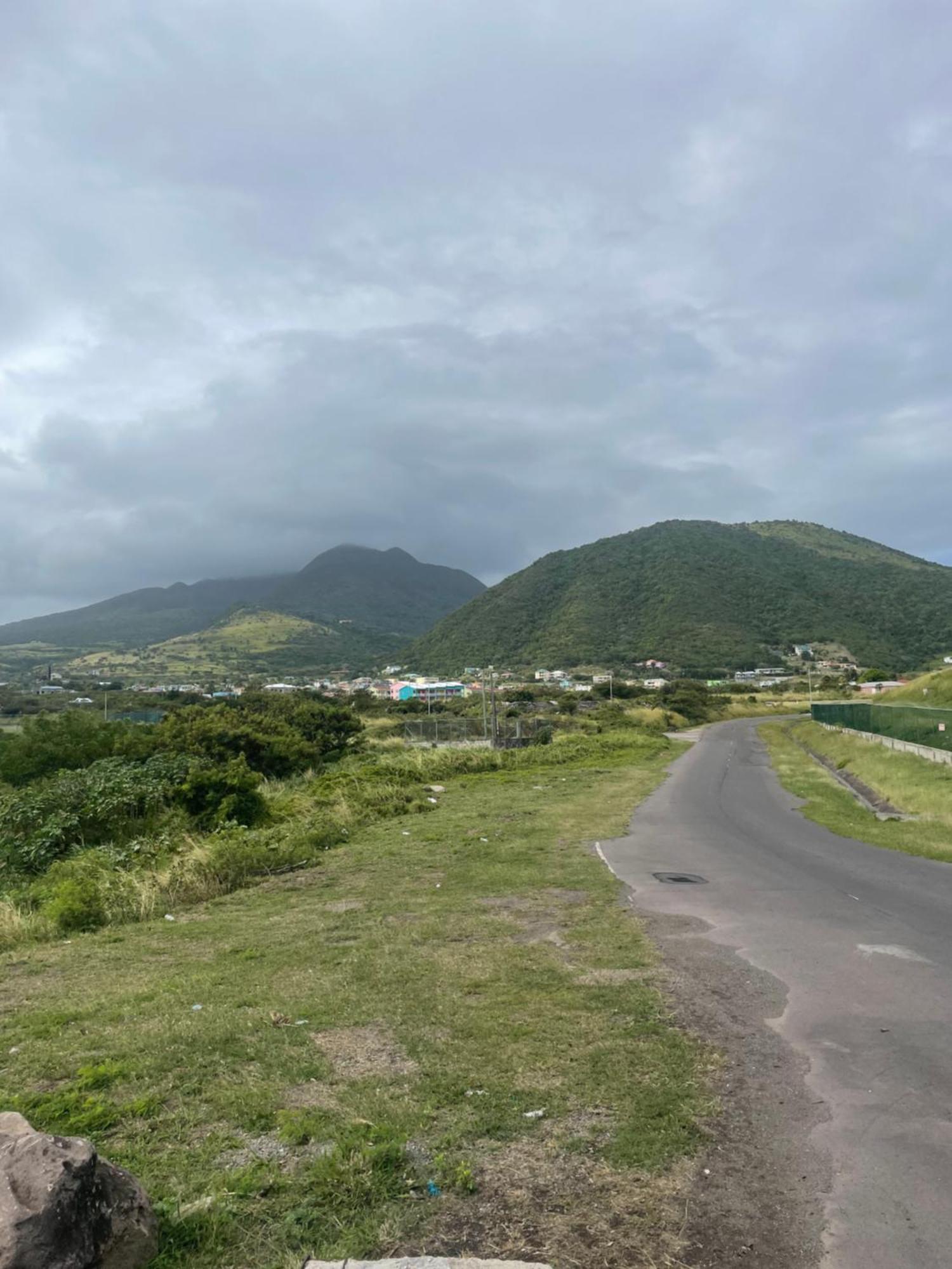 Mountain View Apartment Basseterre Exterior photo